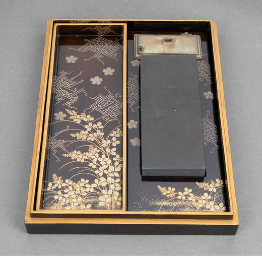 独角鹿西洋古董日本传统梅月主题黑漆地金银莳绘古董砚箱 商品图2