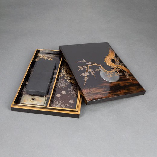 独角鹿西洋古董日本传统梅月主题黑漆地金银莳绘古董砚箱 商品图0