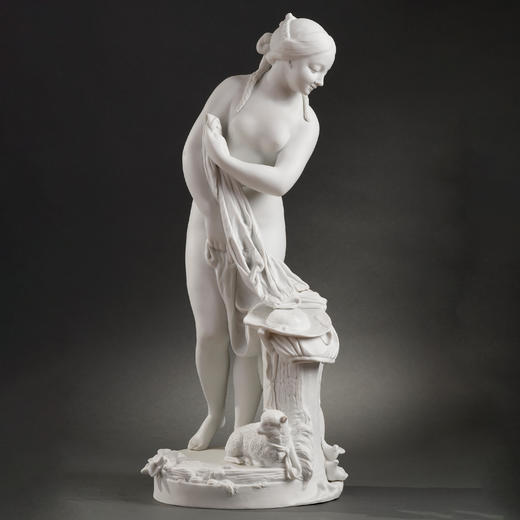 独角鹿西洋古董19世纪欧洲出品牧羊少女出浴主题素胎瓷雕塑摆件 商品图0
