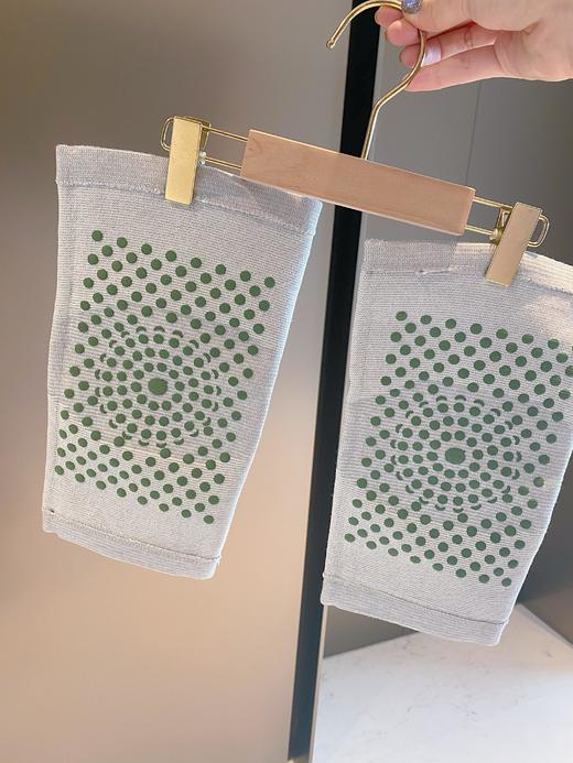 年后发！凯速艾草护膝！爱膝他人，更爱膝自己！送父母送健康！ 养生保暖神器 老baby们都给我用起来！保暖透气，均匀发热~ ✔️穿上就能持久温护，通过皮肤作用到人体，随时随地给膝盖来个热敷！ 商品图9