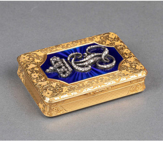 独角鹿西洋古董法国18K金镶嵌钻石玑镂纹珐琅装饰方形鼻烟盒 商品图4