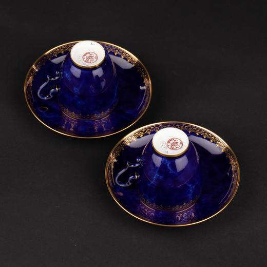 独角鹿西洋古董1891年法国御窑塞弗尔工坊鎏金帝王蓝釉茶具一对 商品图2