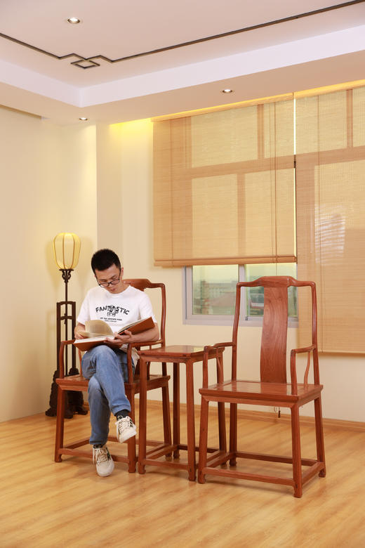 红桥红  家具严选  缅甸花梨（大果紫檀）【洪氏 马蹄腿高靠背南官帽椅 三件套】 商品图8