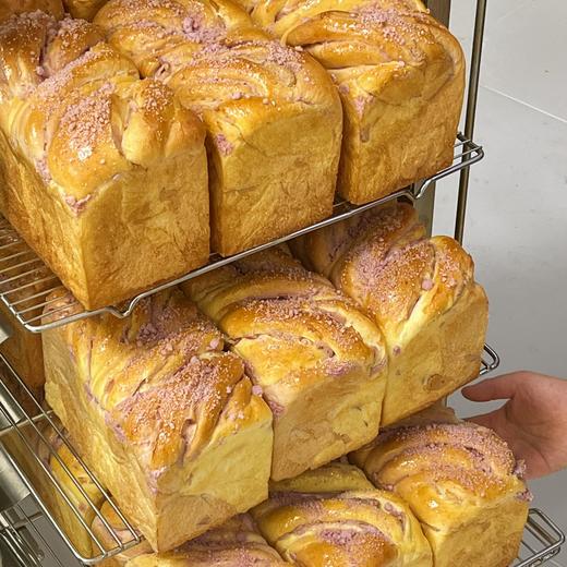 芋泥吐司 · 面包 商品图0