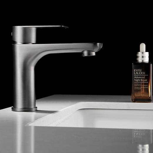 SQ：5264欧文单孔-枪灰 【加长出水咀】304材质 商品图3