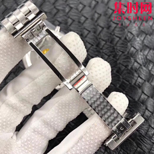 ZF经典臻品【驰骋高空 分秒必“真”】
万国IWC3777飞行员计时系列 商品图7