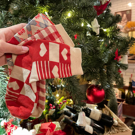 本命年红袜子女中筒袜ins潮外穿棋盘格情侣长筒袜 商品图4