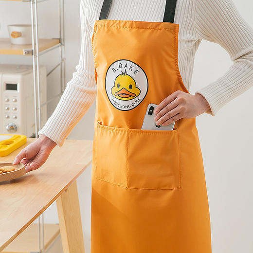 「防水防污易清洗」黄鸭款围裙 厨房用品挂脖厨房加厚款围裙防水防油做饭围裙罩衣餐饮用具 商品图0