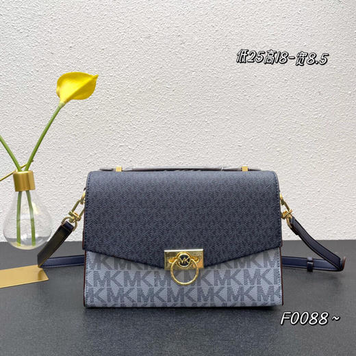 秋冬特惠💰560 高圆圆同款 MK专柜新款Hendrix 秋冬新款中号老花邮差包F0088 商品图0