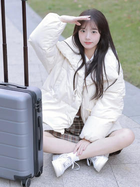 奶fufu的软糯羽绒~像把云朵穿在身上~偏爱牛角扣