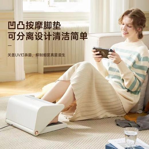 摩飞（Morphyrichards）暖脚器 家用取暖器暖脚神器 办公室暖脚宝暖腿电热垫加热脚垫桌下取暖器MR2025 MR2025白色 商品图4