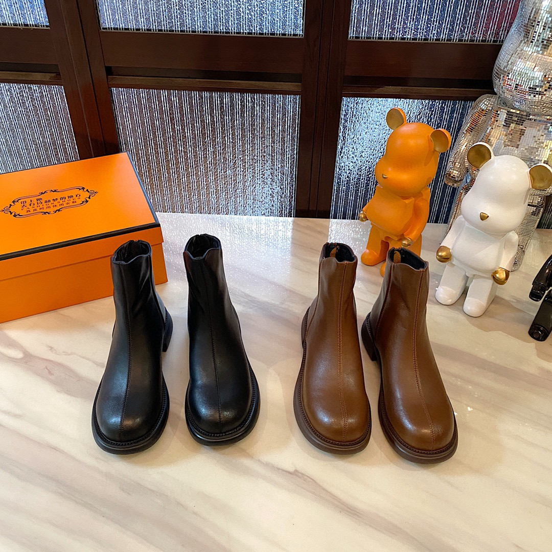 牛皮女士短靴，休闲百搭街潮，秋冬百搭单品，上脚舒适有型~