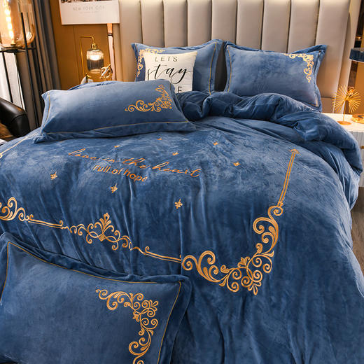 欧式宝宝绒四件套冬季刺绣珊瑚绒被套婴儿绒床上用品 商品图1