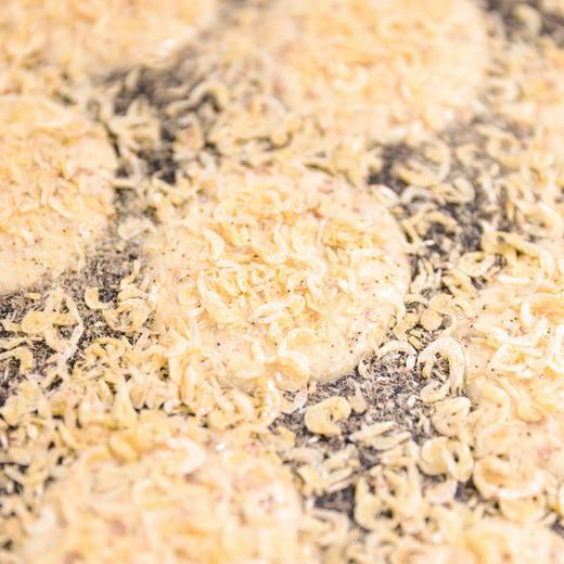 轻末好多虾饼 老婆饼没有老婆但是我们真的有虾 休闲零食小包装 商品图1