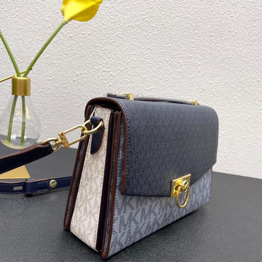 秋冬特惠💰560 高圆圆同款 MK专柜新款Hendrix 秋冬新款中号老花邮差包F0088 商品图3