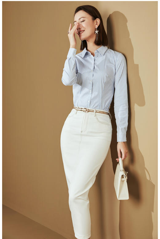 J8132414颈袖添香新款连体衬衣女士蓝白竖条纹衬衫J8132414（四季可穿） 商品图1