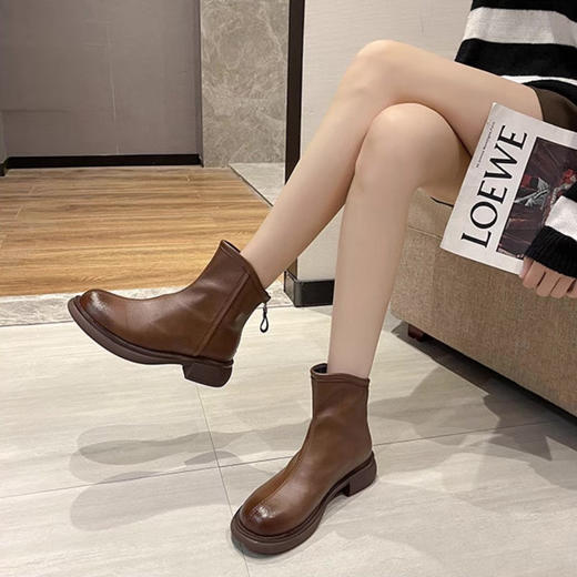 牛皮女士短靴，休闲百搭街潮，秋冬百搭单品，上脚舒适有型~ 商品图4