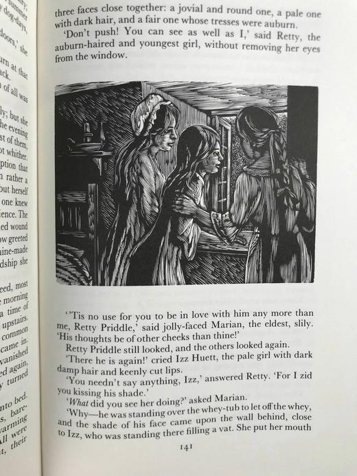 托马斯·哈代《德伯家的苔丝》（1989） 数十幅木版画插图 精装18开带书匣 商品图11