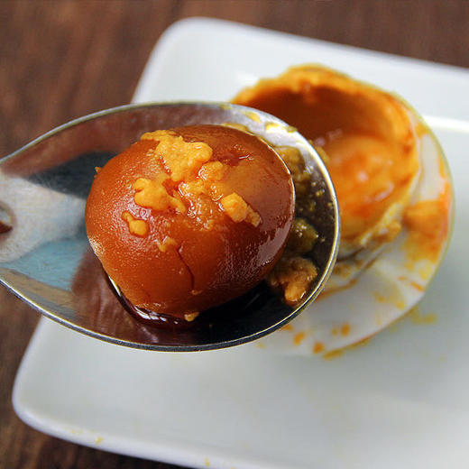 【新增初生蛋】【恢复发货】少盐盐鸭蛋，蛋黄香味浓郁，蛋白不会齁咸，30天内食用口感最佳！基地直邮 商品图1