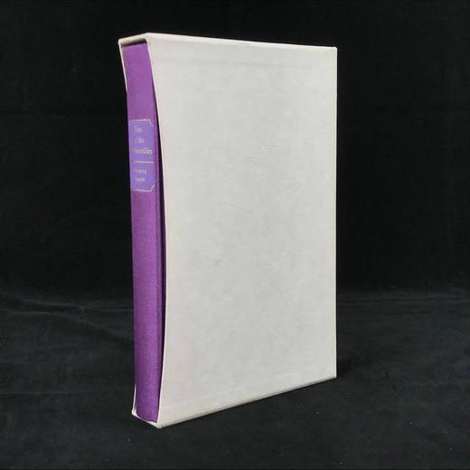 托马斯·哈代《德伯家的苔丝》（1989） 数十幅木版画插图 精装18开带书匣 商品图0