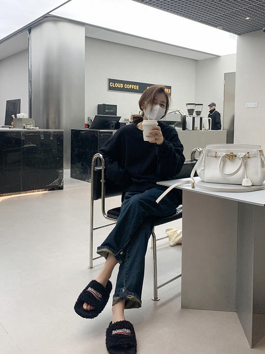 <曾小咸推荐>巨折清仓秒杀，稀有现货24小时发【仅限今日】秋冬宽松韩版设计感小众爱心镂空长袖上衣潮 商品图2