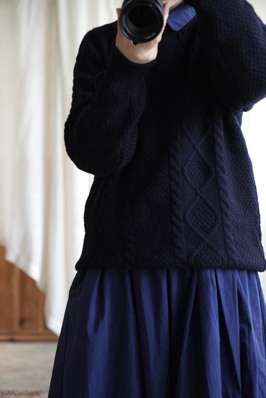 （4折）WILLIAM LOCKIE深蓝米白毛衣 商品图4