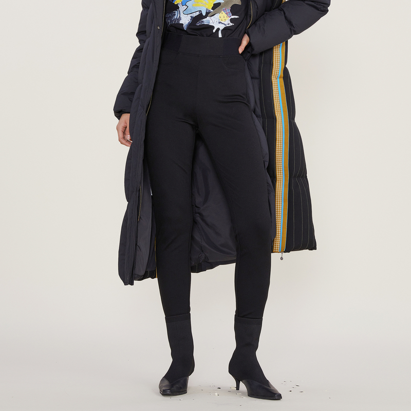 谜底2022冬季新款紧身铅笔裤女百搭修身高腰显瘦九分裤224MK1617