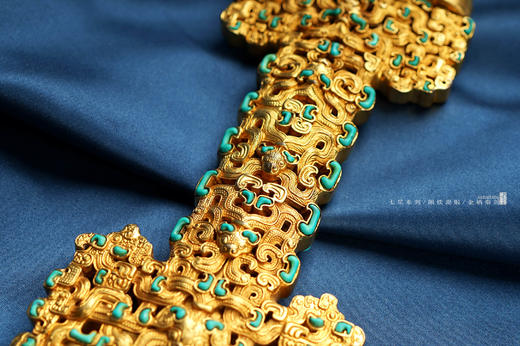 三希堂  七星系列  东周·蟠螭纹黄金宝剑  未开刃 商品图3