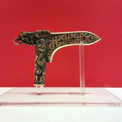 龙虎纹镂空戈 纯铜 未开刃 商品图0