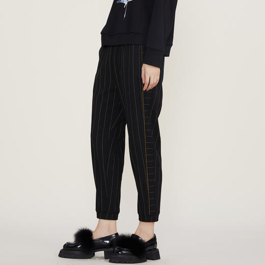 谜底2022冬新款萝卜裤九分裤女百搭宽松条纹休闲束脚裤224MK1618 商品图1