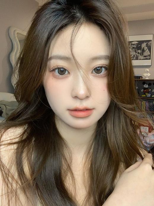 FavorrBeauty【反光镜】妈生通透玻璃感 低饱和亚麻橄榄色显白又温柔 商品图0
