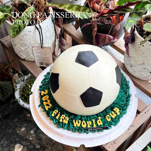 INS复古 狂欢世界杯 · 奶油霜蛋糕（蛋糕上祝福语如需更改请联系客服） 商品图0