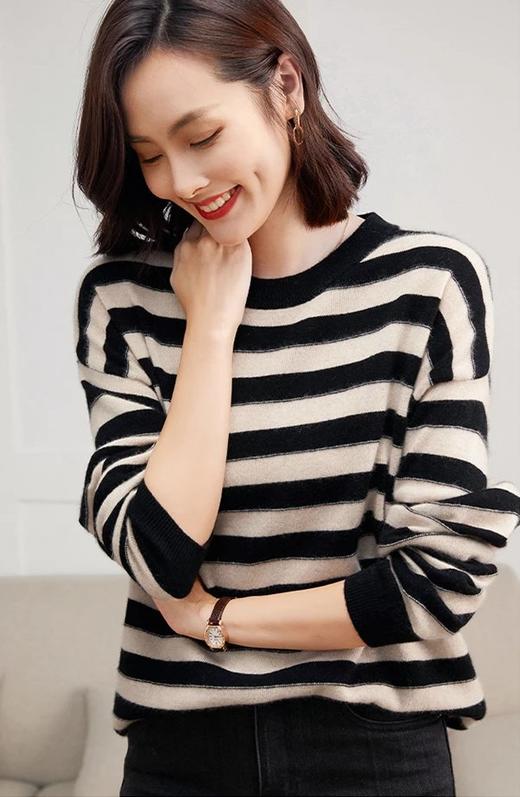 10号截团 【Sonia life条纹毛衣】舒服又百搭！韩系慵懒感拿捏是秋季毛衣颜值和性能之一！ 糯叽叽的毛衣温柔有气质！ 商品图0