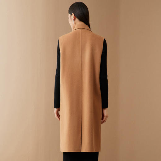 EITIE爱特爱冬季新款时尚气质纯色马甲大衣中长款外套女6814505 商品图4