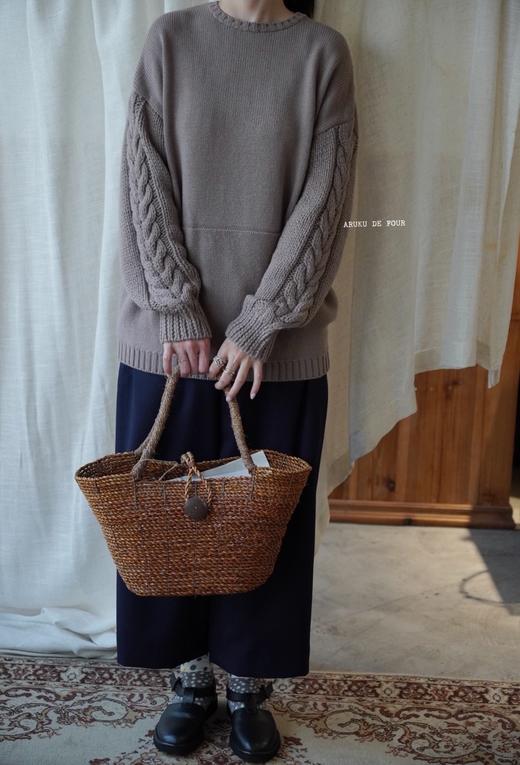 （4折）HAOLU棕色浅棕藏蓝圆领毛衣 商品图3