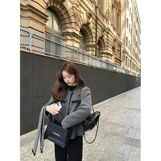 金蘑菇菇 奥地利书店 / 莱卡牛仔+时髦高阶灰香香 日常小精致外套 商品图0