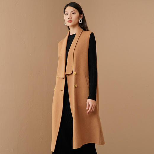EITIE爱特爱冬季新款时尚气质纯色马甲大衣中长款外套女6814505 商品图3