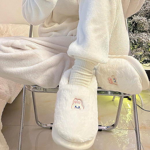 「四色可选！温暖一冬」踩屎感女冬棉拖鞋 包跟男女可爱厚底棉鞋居家防滑保暖情侣毛绒拖鞋 商品图3