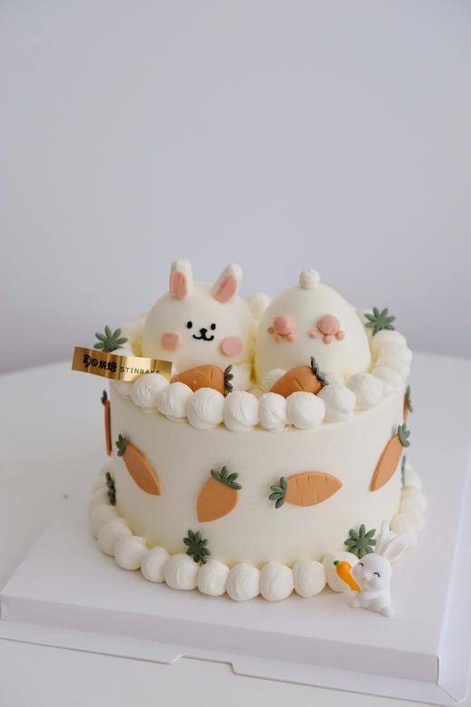 小兔子爱吃红萝卜 商品图0