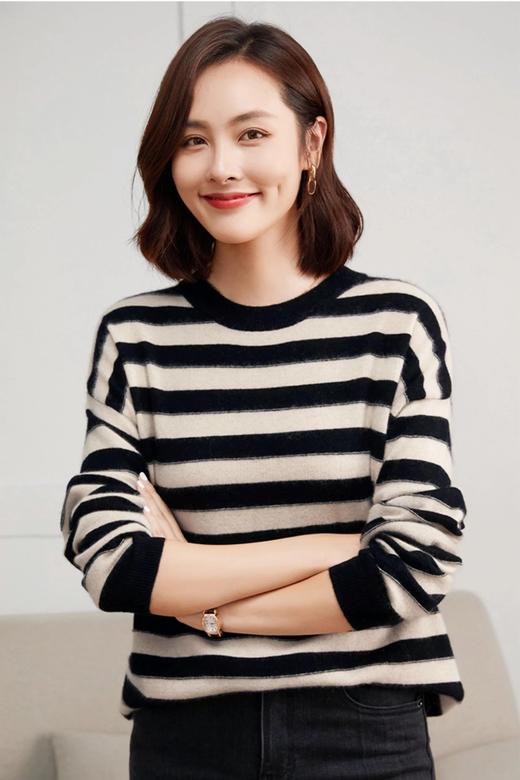 10号截团 【Sonia life条纹毛衣】舒服又百搭！韩系慵懒感拿捏是秋季毛衣颜值和性能之一！ 糯叽叽的毛衣温柔有气质！ 商品图2
