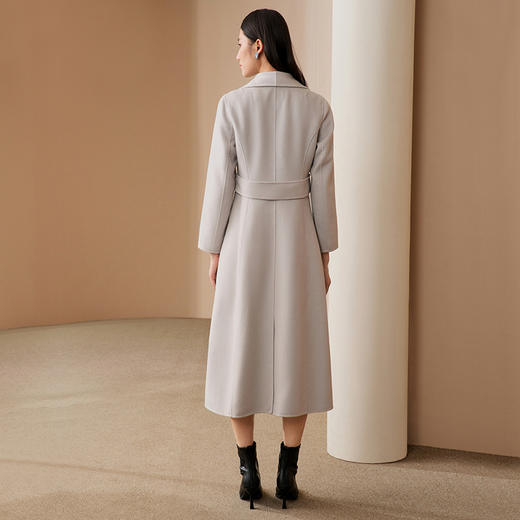 EITIE爱特爱冬季新款气质修身纯羊毛毛呢外套女纯色V领大衣6814533 商品图5