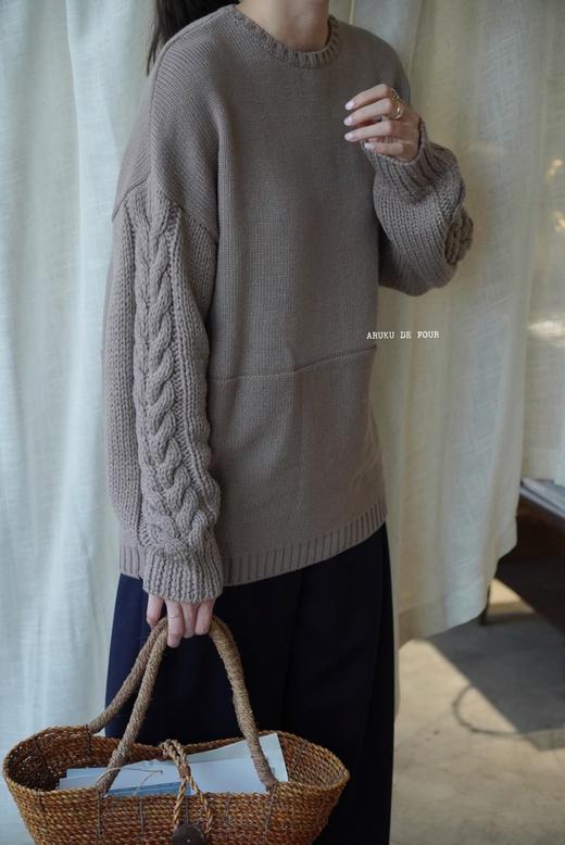 （4折）HAOLU棕色浅棕藏蓝圆领毛衣 商品图0