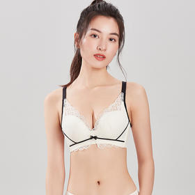 都市丽人聚拢杯内衣B中厚3/4杯蕾丝文胸三排无钢圈YB31C1