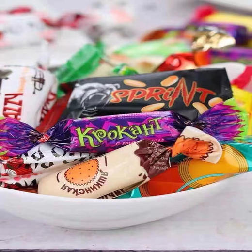 【中欧班列精选】俄罗斯手拎兜精品混合糖  俄罗斯进口老奶奶手拎兜紫皮糖酱皮糖夹心糖巧克力混合糖  500g/袋 商品图5