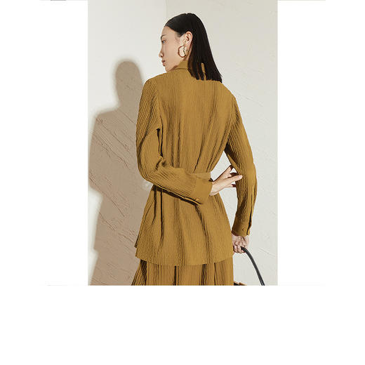 【商场同款】麦檬冬时尚花纹压褶衬衫5CA224931 商品图2