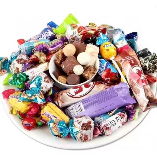 【中欧班列精选】俄罗斯手拎兜精品混合糖  俄罗斯进口老奶奶手拎兜紫皮糖酱皮糖夹心糖巧克力混合糖  500g/袋 商品图3