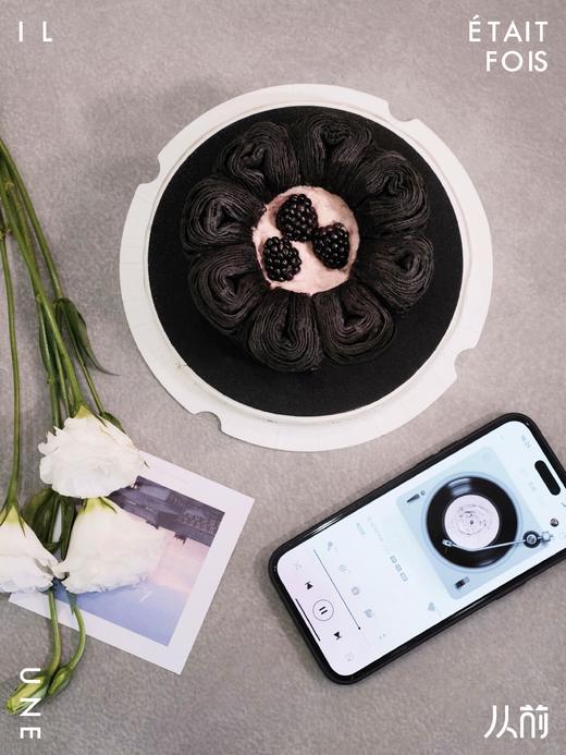 酷黑桑莓花朵可颂 商品图3