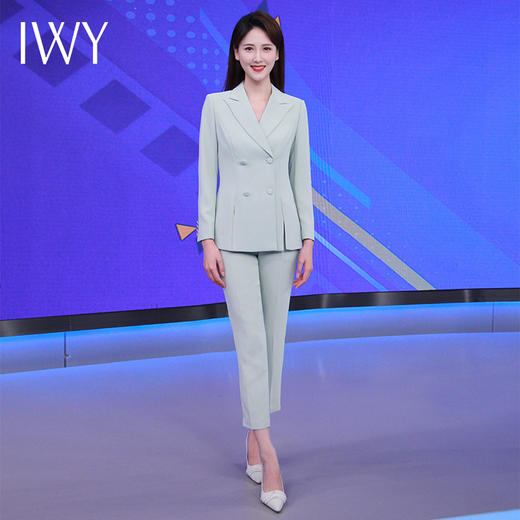 IWY/浅色西装套装女秋冬季修身商务主持人正装西服职业装美容院工作服CP12307 商品图4