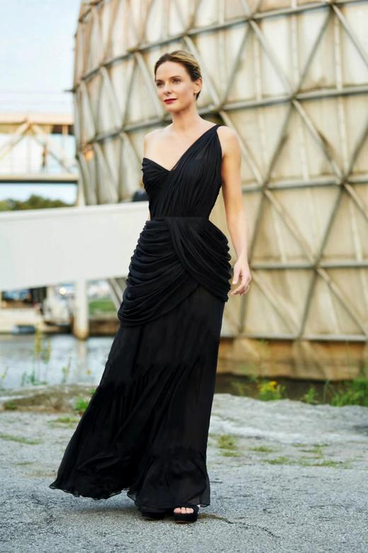 【投稿】喵娘精工@M60《密涅瓦的黄昏》不对称挂肩垂褶黑色连衣裙 商品图3