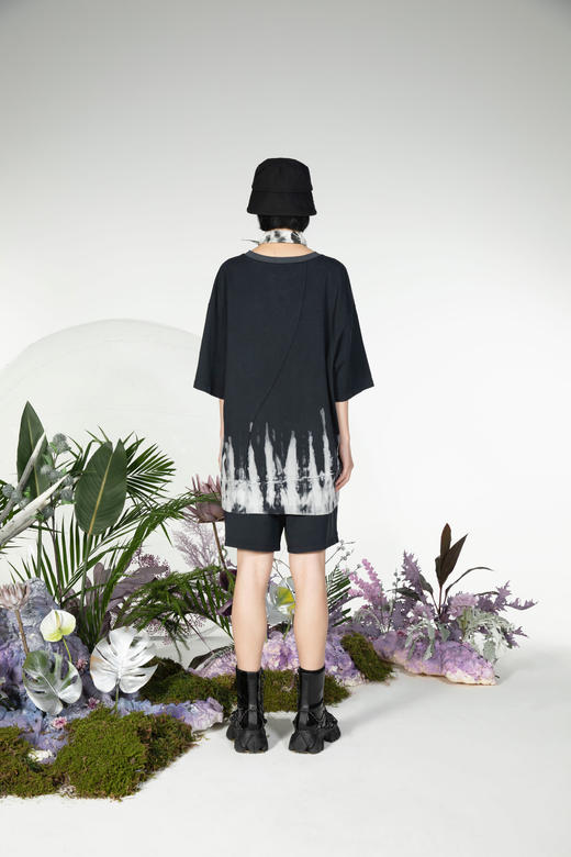 女士针织T恤 商品图2